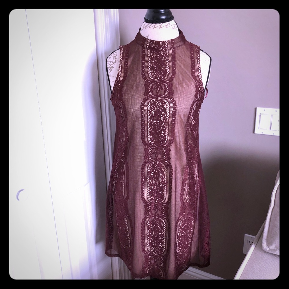 Maroon lace shift dress.